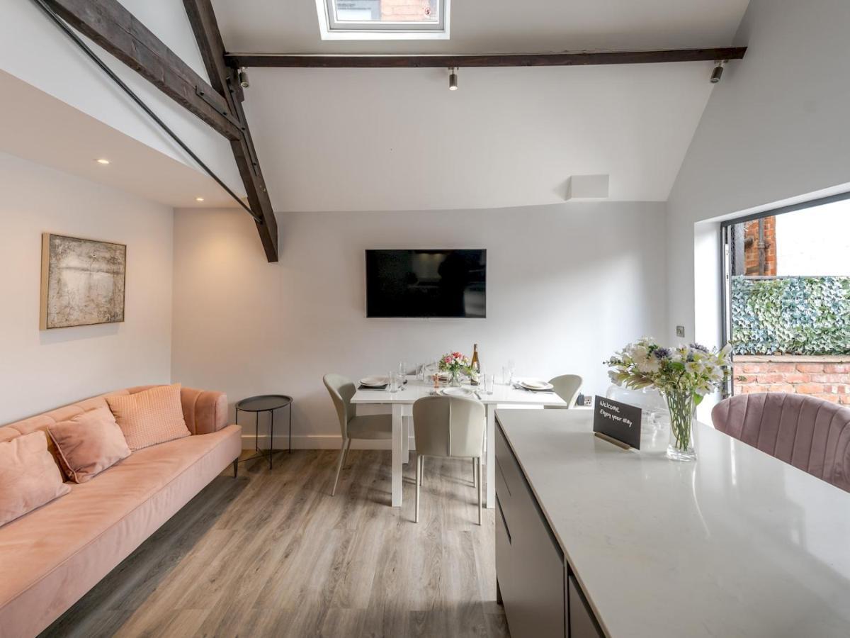 Pass The Keys Dahlia Contemporary Town Centre Apartment Shrewsbury Eksteriør billede